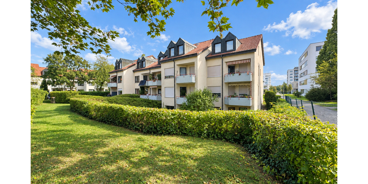 Ulm-Böfingen – renovierte 1-Zimmer-Whg. auf 40 m² mit neuer Einbauküche - Dachgeschoßwohnung Ulm / Böfingen Böfingen | Angebot:27481614