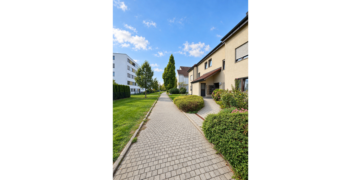 Blick Weg zum Hauseingang